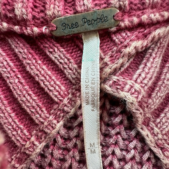 FREE PEOPLE NWOT CORAZON HALF MOON BAY COLD SHOULDER COTTON KNIT SWEATER MEDIUM - Picture 12 of 14